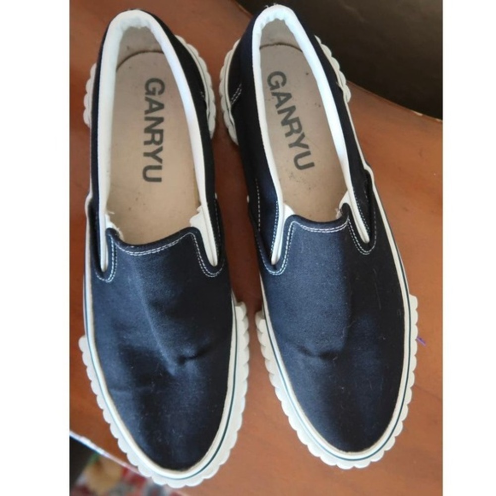 Ganryu Black Canvas Slip-On Sneakers Size 11 - Picture 3 of 6